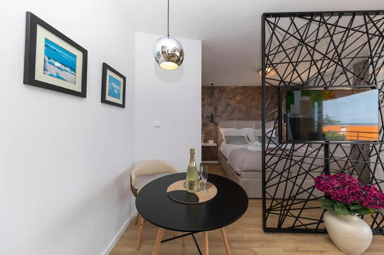 Apartmani Basioli Zadar 0*,